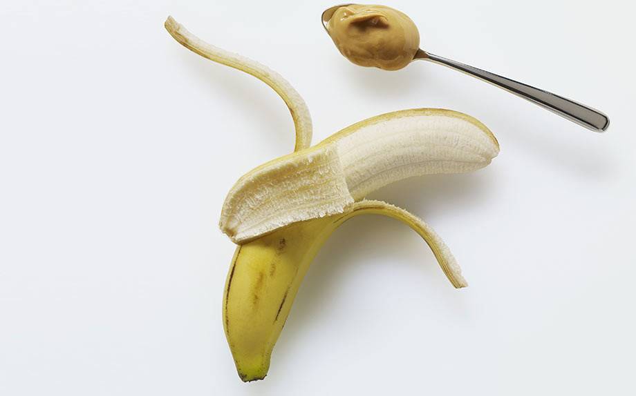 Бананы можно при грудном вскармливании новорожденного. Срез банана. Вещи в виде банана. Банан вид сверху. Банан для кормления.