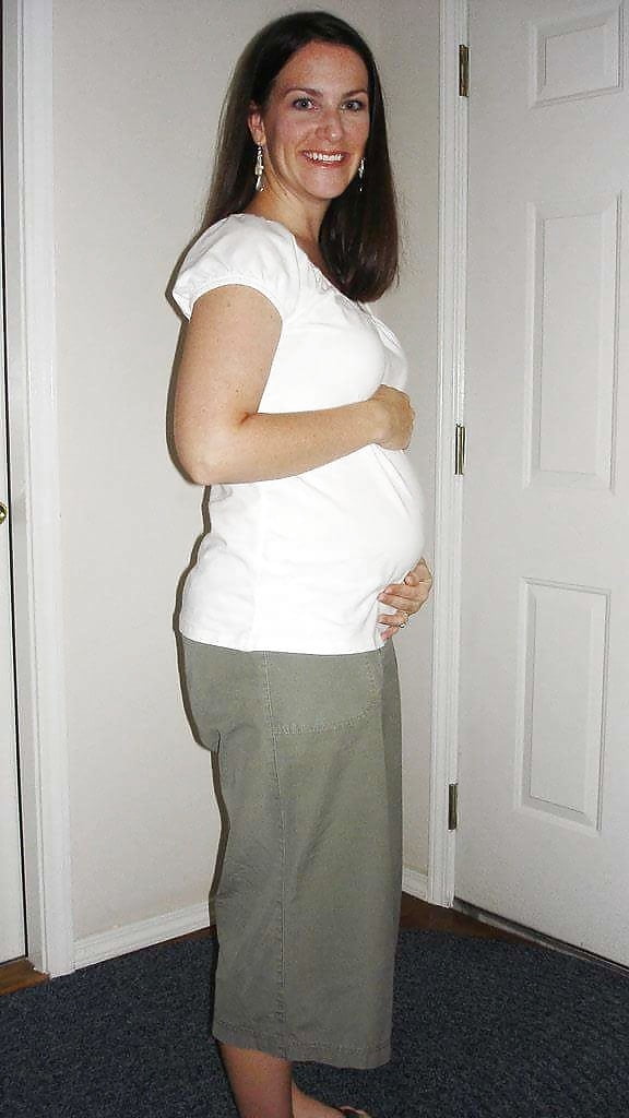 15 недель живот форум. Живот на 15 неделе беременности. Животик на 15 неделе беременности. Живот на 14-15 неделе беременности. Беременный животик в 15 недель.